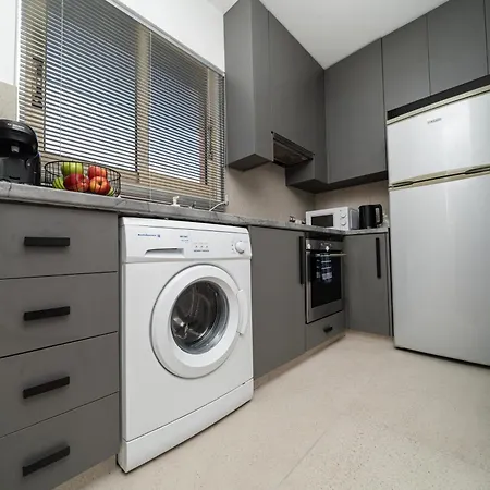 公寓 1 Bedroom Flat *