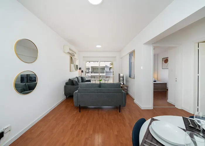 公寓 1 Bedroom Flat *