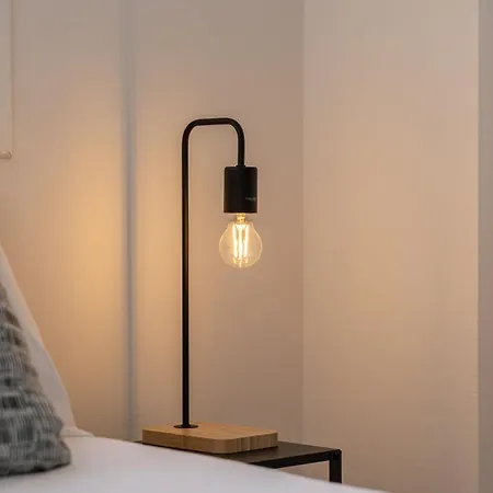 1 Bedroom Flat ニコシア